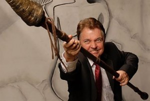Norival Rizzo é <i>O Homem das Cavernas</i>
