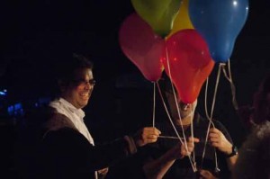 5 autores reunidos em <i>Da Possibilidade da Alegria no Mundo</i>