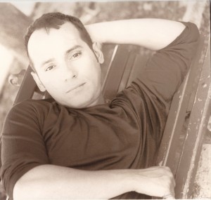 Ivam Cabral, diretor-artístico da <i>SP Escola de Teatro</i>