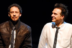 Emílio de Melo e Fernando Eiras em <i>In On It</i>