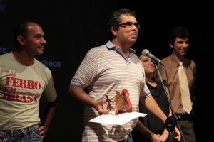 Newton Moreno do grupo OS FOFOS ENCENAM