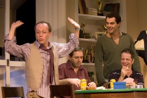 Com texto de Neil Simon, comédia está em cartaz no Teatro Folha
