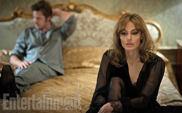 Ao lado do marido, Angelina Jolie estrela e dirige "By the sea", que será lançado no ano passado
