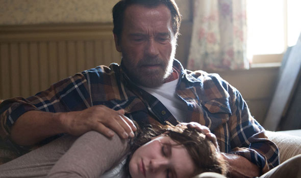 Schwarzenegger chora pela filha que vira zumbi em "Maggie", drama que estreou no festival de Tribeca: nova experimentação na carreira (Fotos: divulgação)