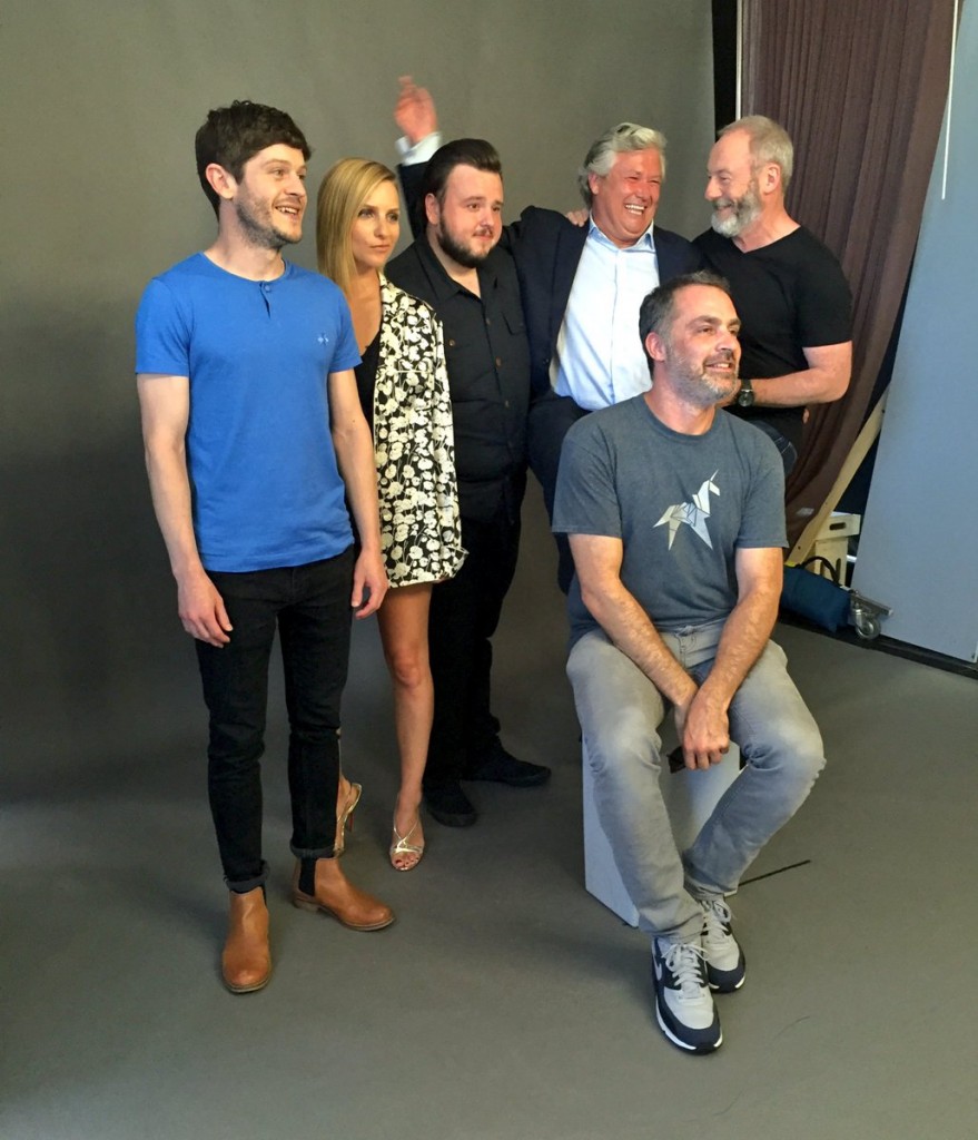 O elenco de "Game of Thrones" compareceu a San Diego para que o público expressasse todo o seu amor por Hodor (Foto: reprodução/EW)