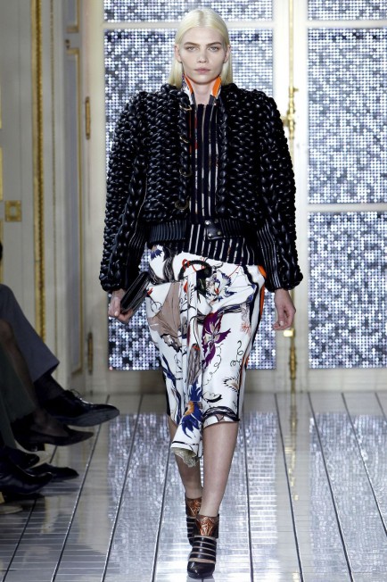 Aline Weber para Balenciaga