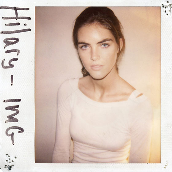 Hilary Rhoda by COACD Primeira impressão: Foi sua primeira temporada e eles imploraram para colocar ela em meus desfiles. Muito alta. Depois, na mesma temporada ela fez o desfile da Balenciaga, em Paris.