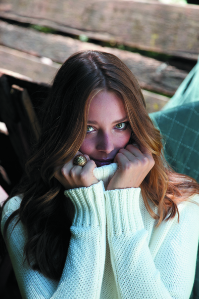Nathalie Edenburg feat. Yogini by Marcos Rosa