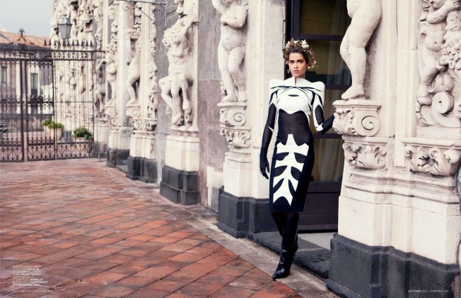 Ana Beatriz Barros feat. L'Officiel
