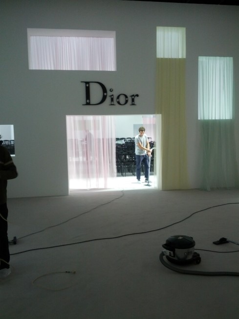 Katia Selinger feat. Christian Dior Backstage