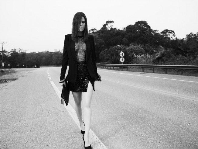 Mayana Moura by Bob Wolfenson para Harpers Bazaar