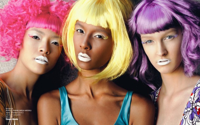 Galactic Girls by Junior Franch