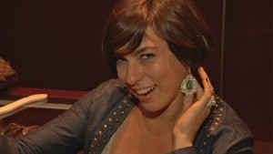Maria Paula comemora a nova fase em "A Liga" (Fotos: Divulgação/Band)