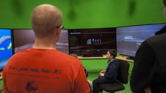 this_is_by_far_a_gamers_dream_come_true_17