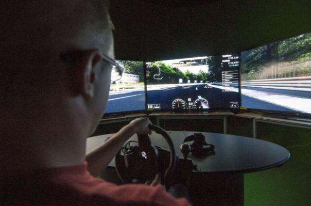 this_is_by_far_a_gamers_dream_come_true_30