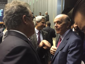 Serra na Câmara é recebido por petistas, contrários a redução da maioridade penal (Luciana Lima)